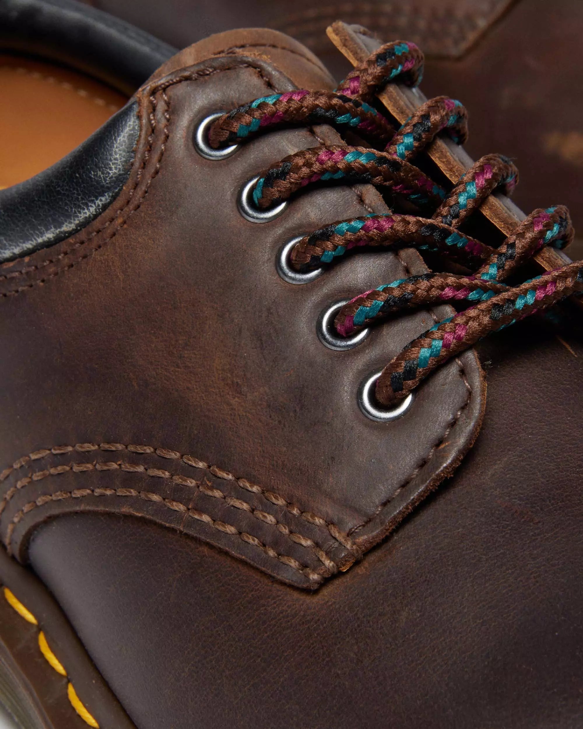 8053 Crazy Horse Leather Casual Shoes