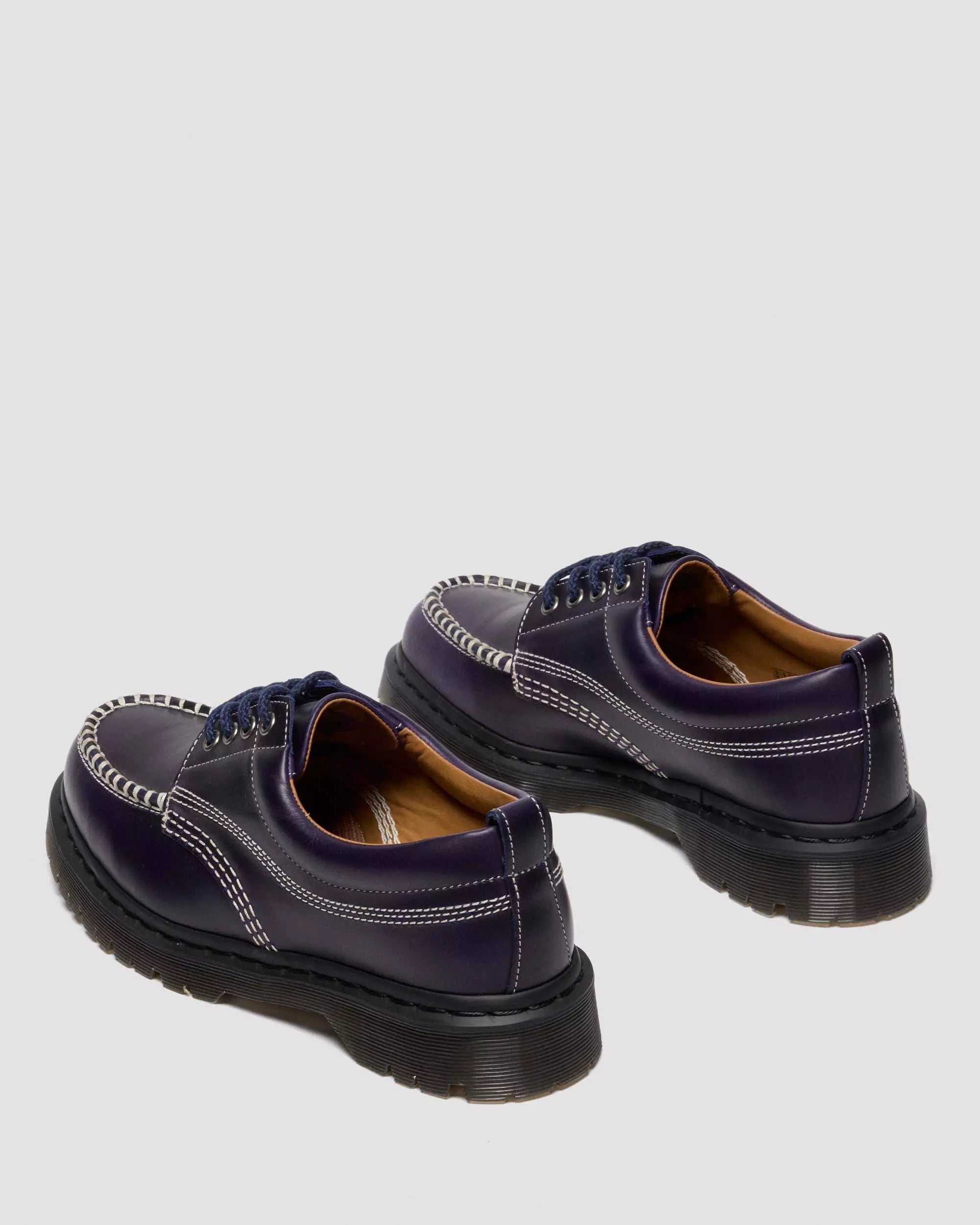 Lowell Orleans Leather Moc Toe Shoe