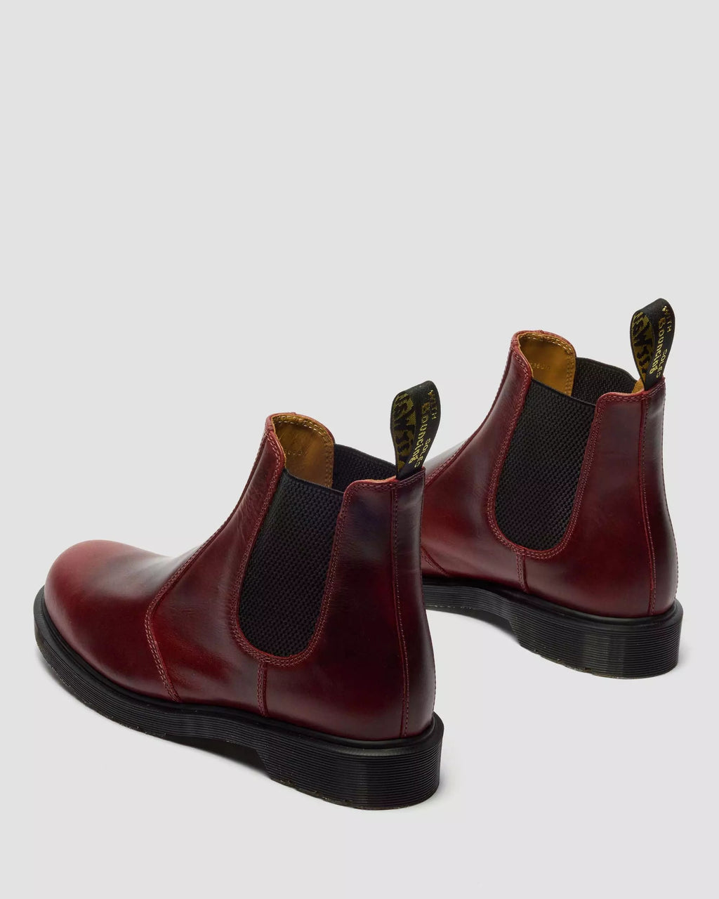 2976 Made In England Classic Calf Leather Chelsea Boots