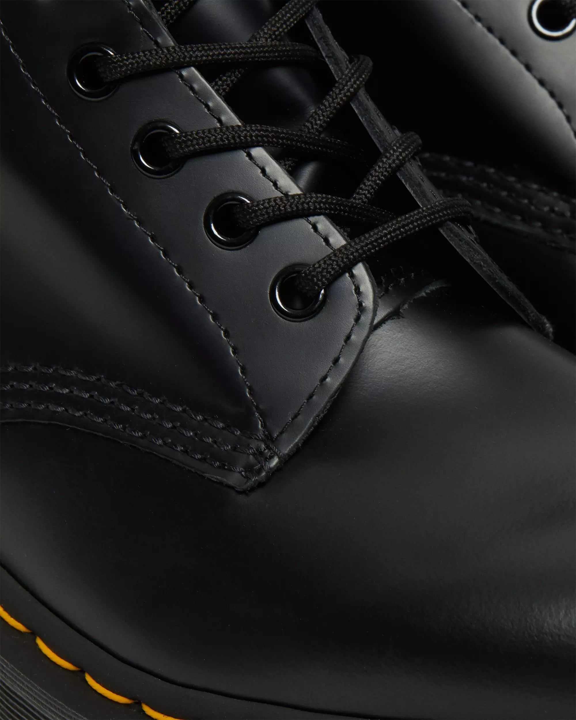 1460 BEX Smooth Leather Lace Up Boots
