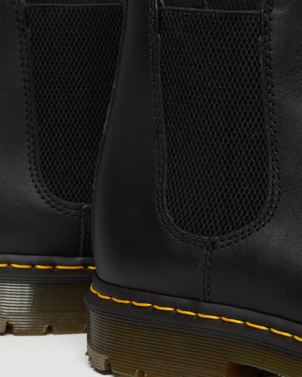 2976 Slip Resistant Leather Chelsea Boots