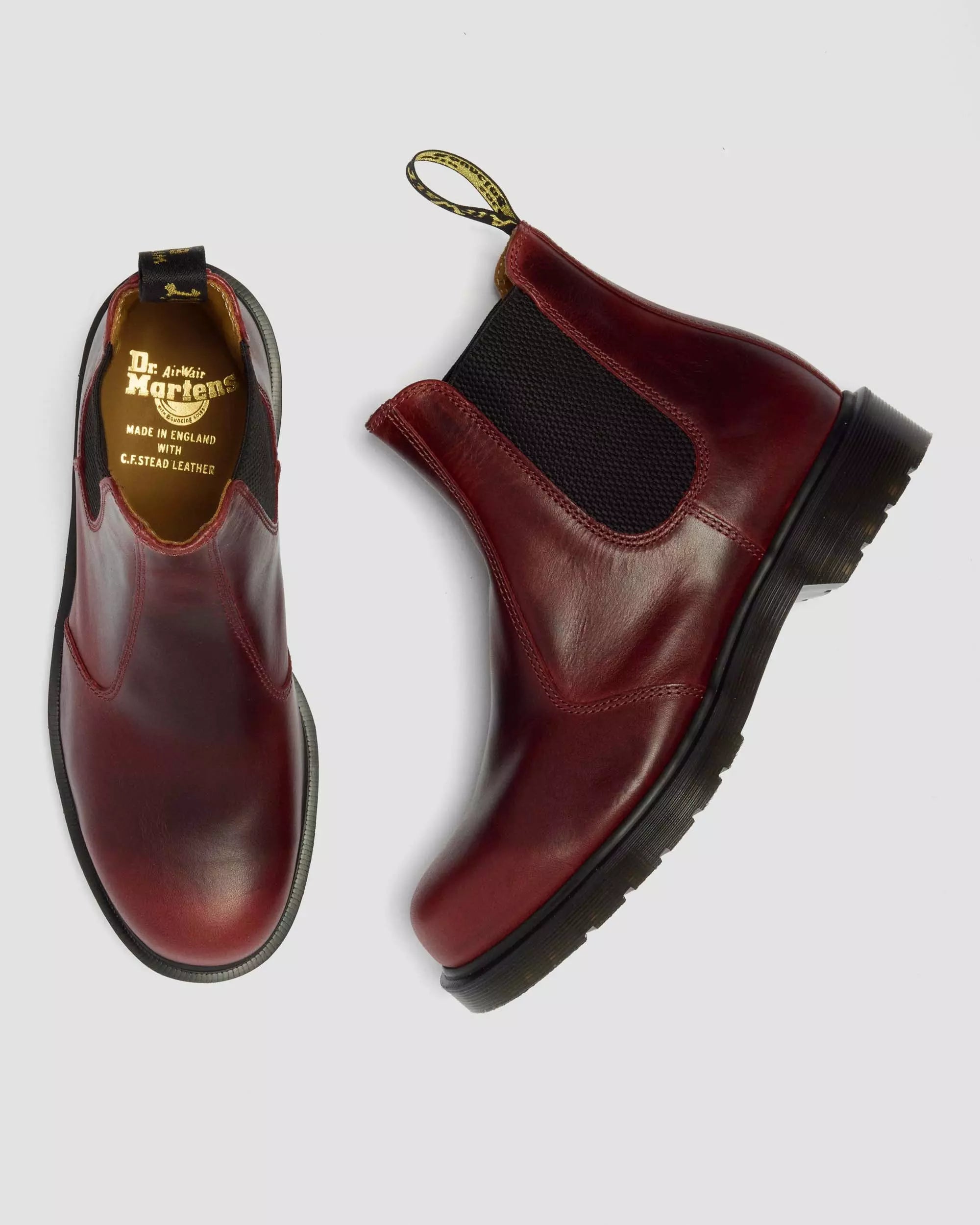 2976 Made In England Classic Calf Leather Chelsea Boots