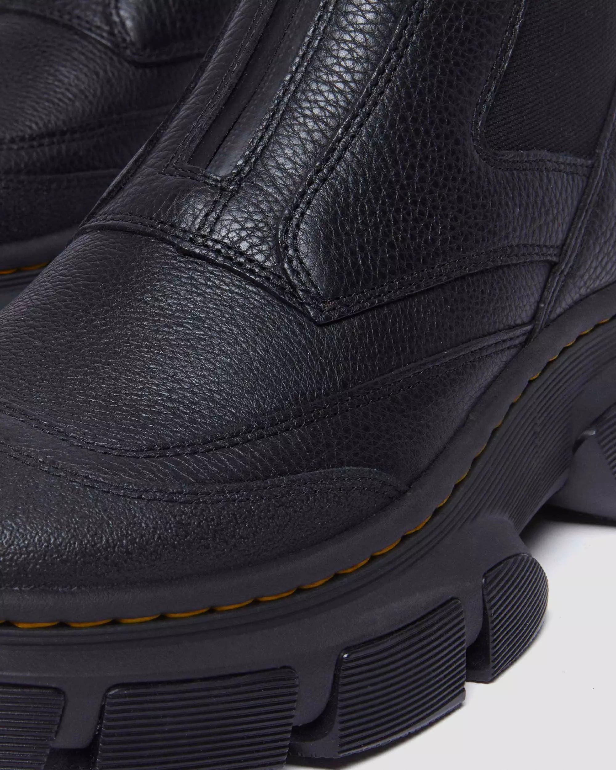 DMXL Zip Leather Chelsea Boots