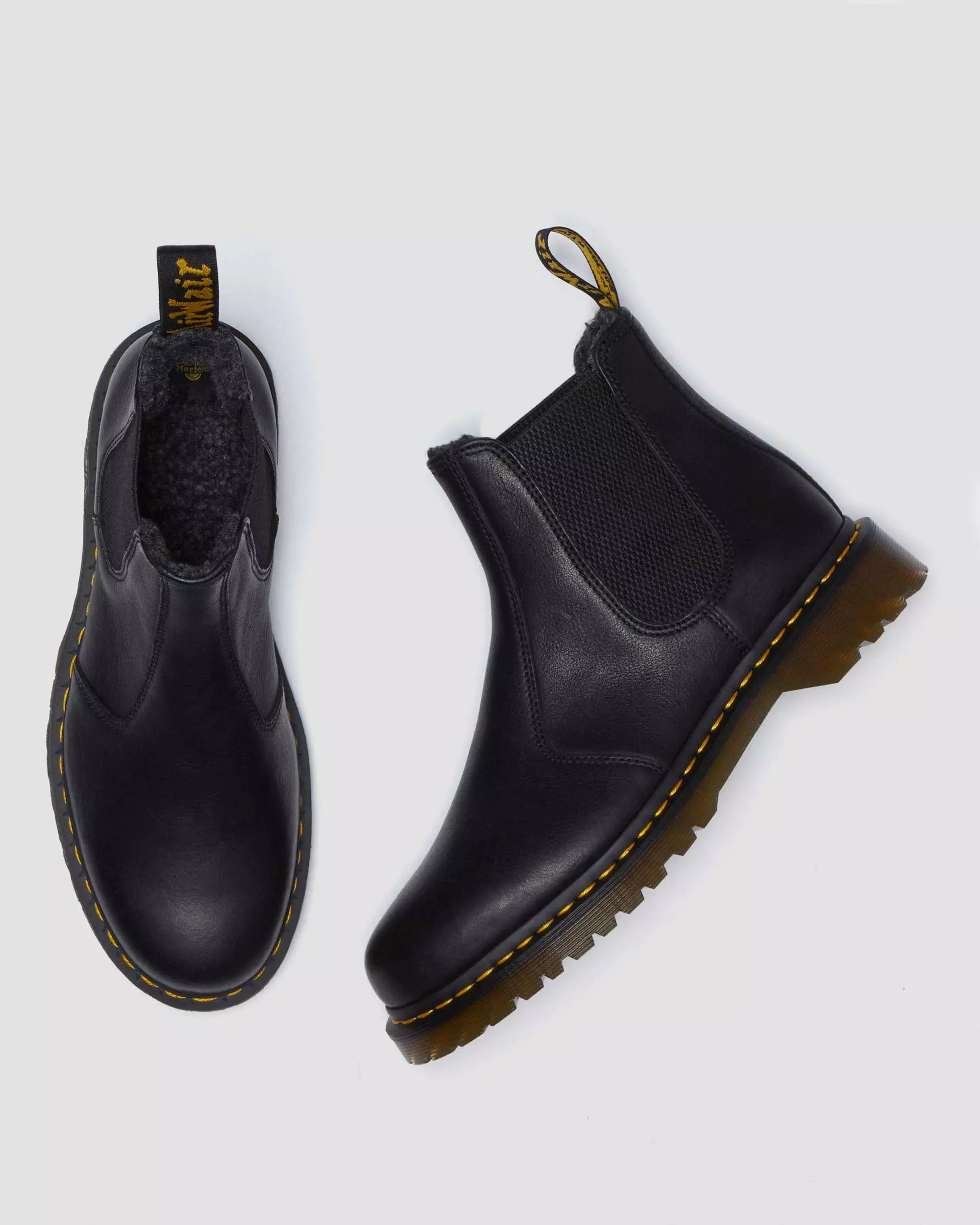 2976 Grizzly Fleece Lined Chelsea Boots