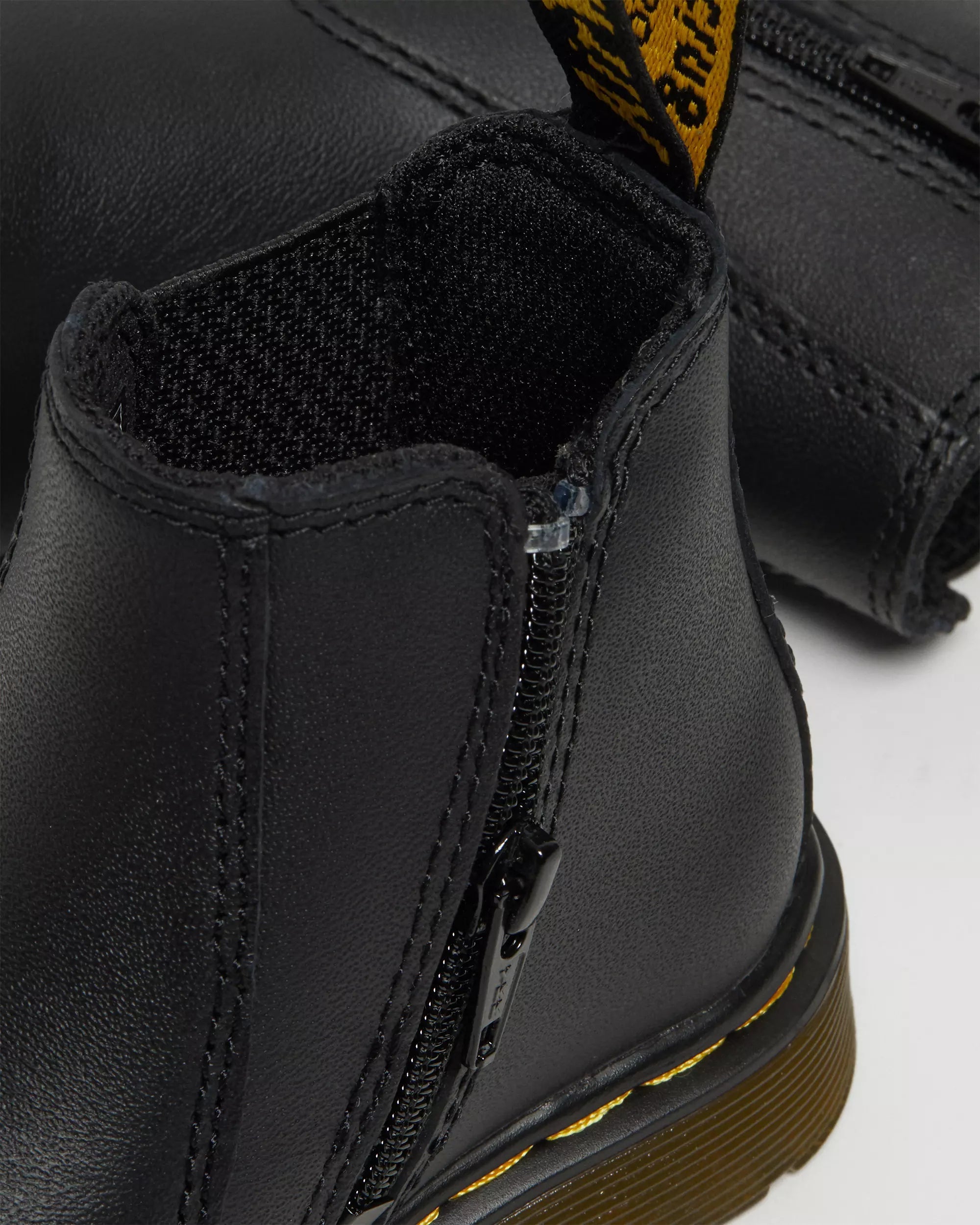 Infant/Toddler 2976 Softy T Leather Chelsea Boots