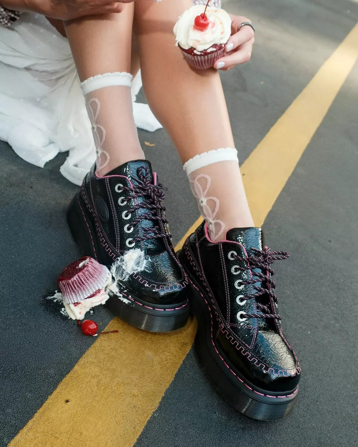 Buzz 5-Eye Distressed Patent Leather Shoes