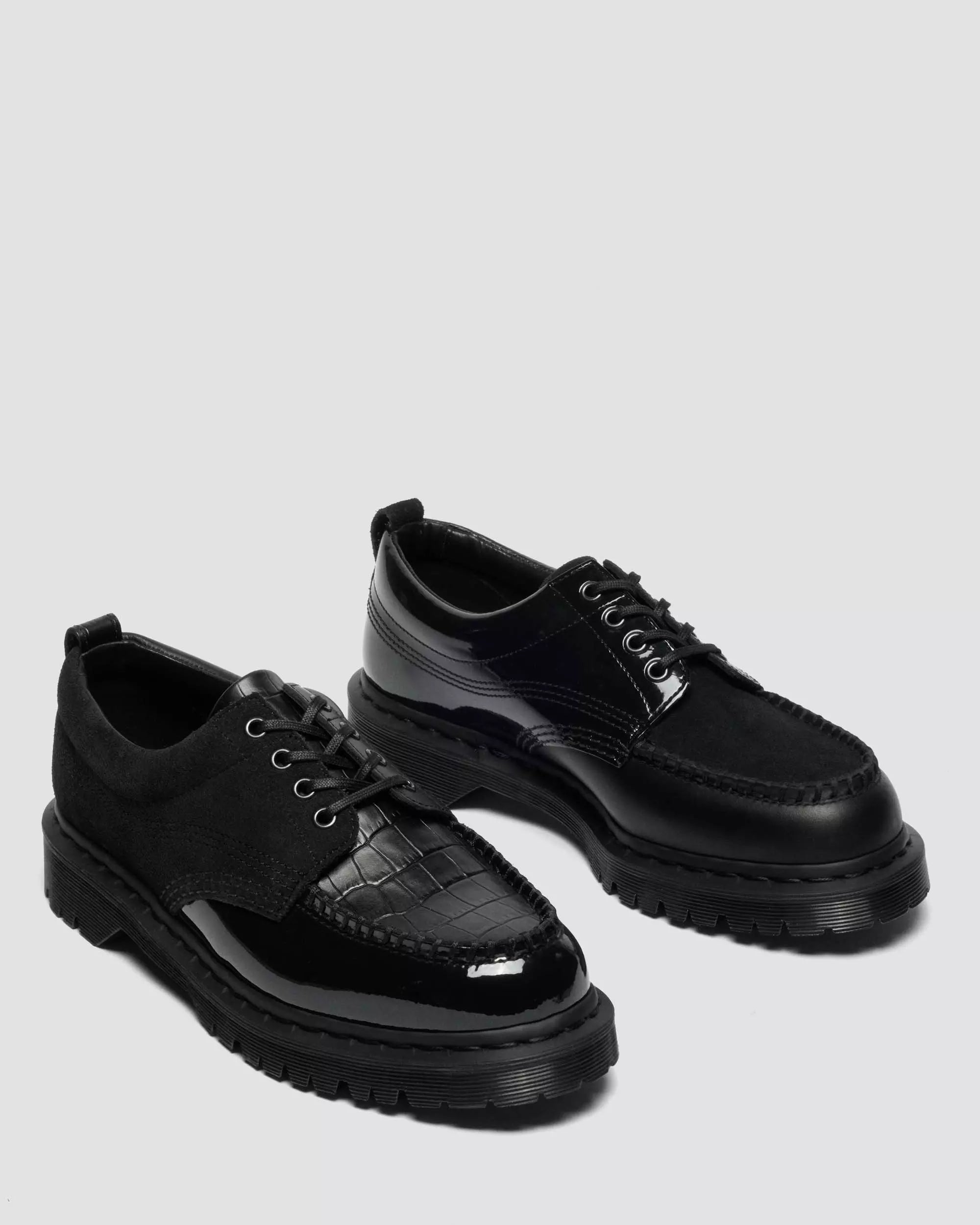 Lowell Beams Moc Toe Shoes