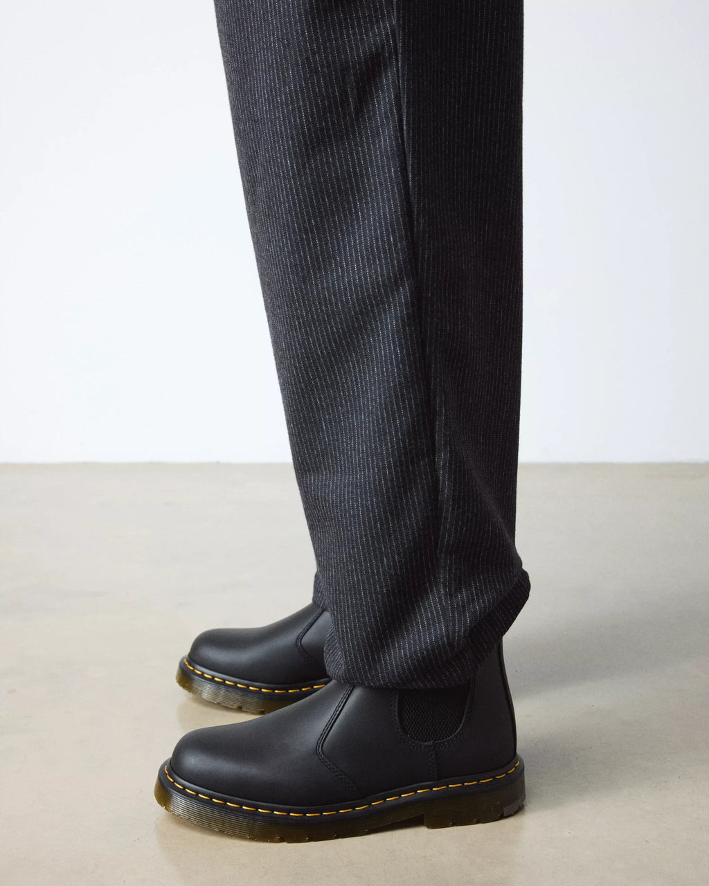 2976 Slip Resistant Leather Chelsea Boots