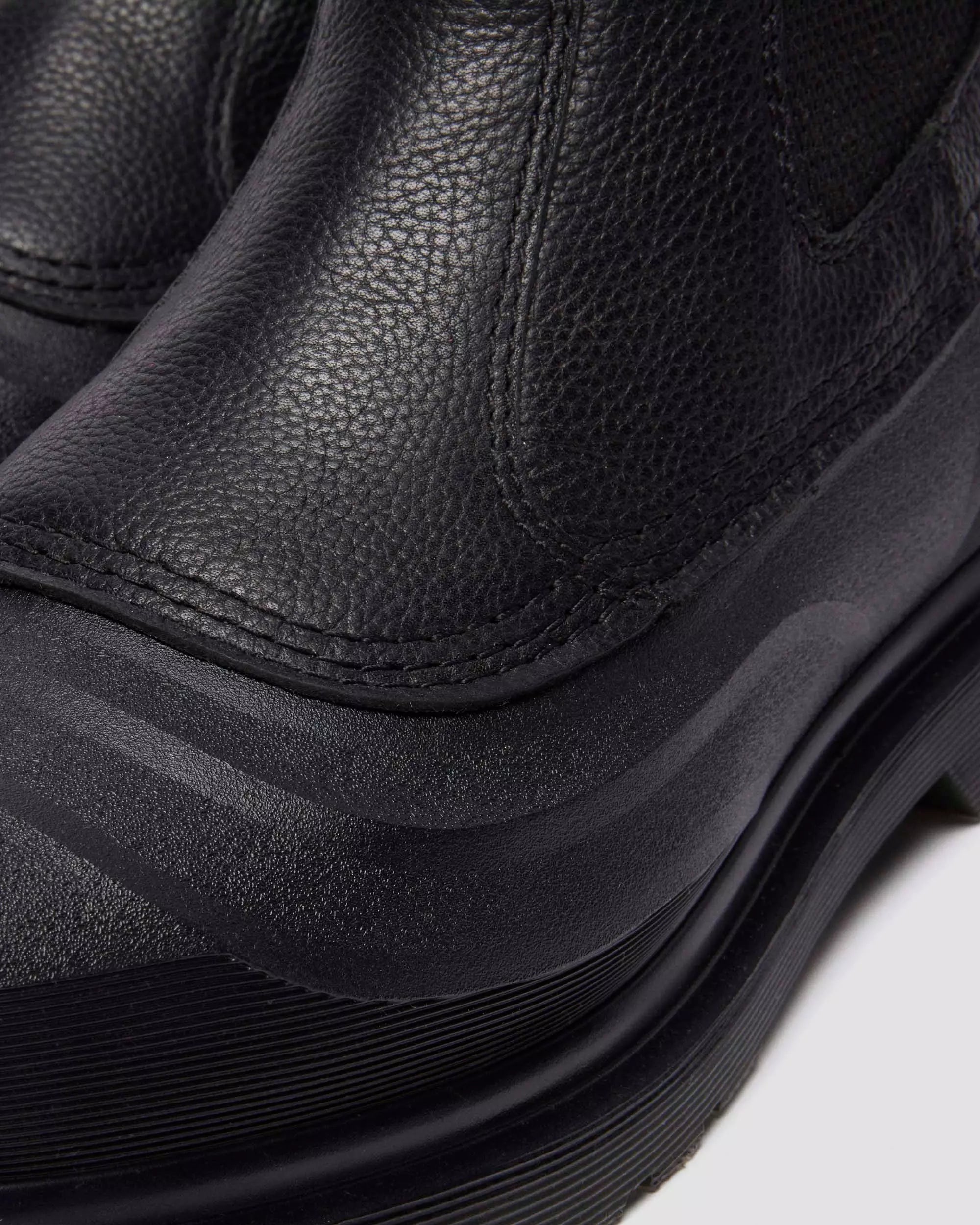 2976 SUB Water-Resistant Leather Chelsea Boots