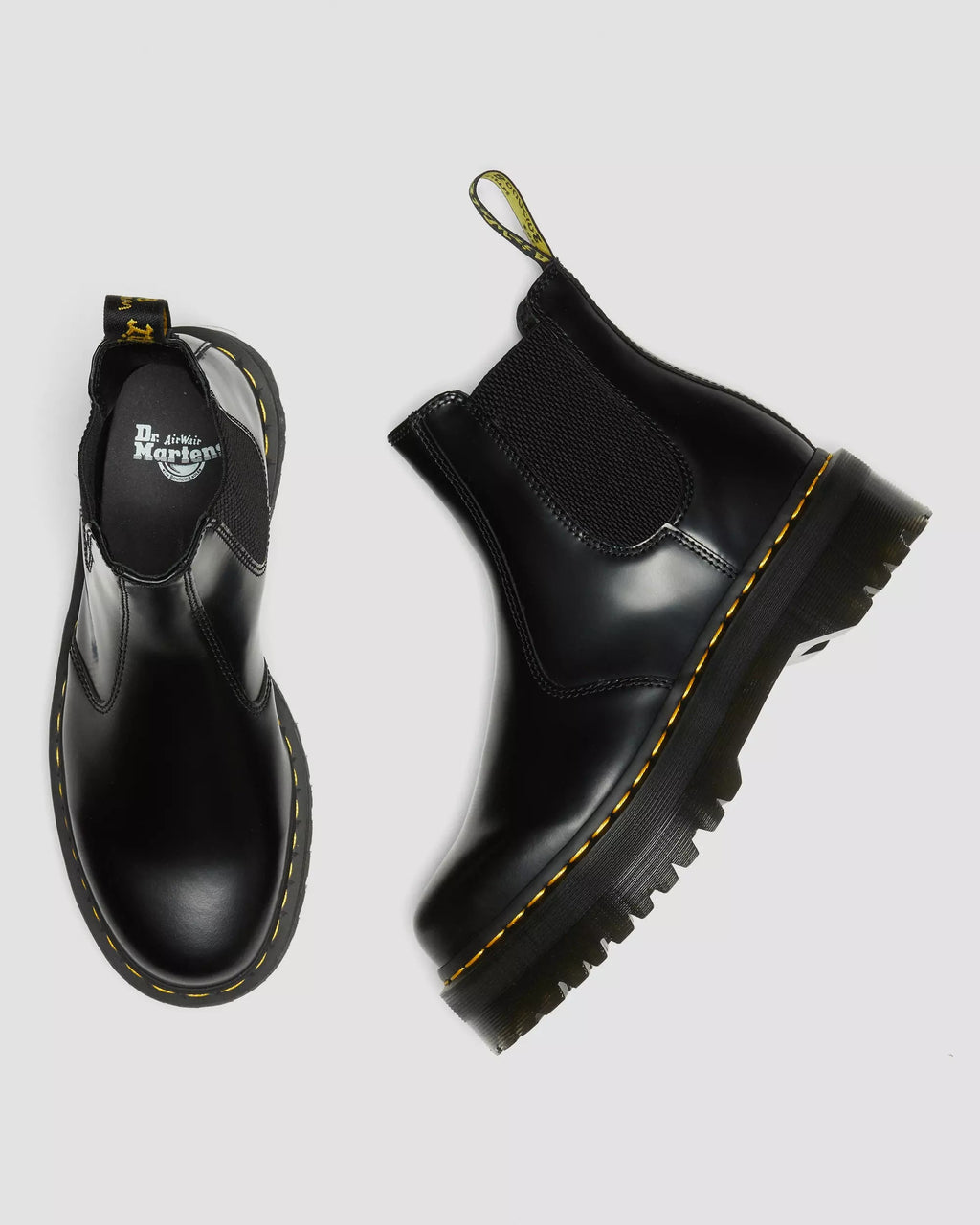 2976 Smooth Leather Platform Chelsea Boots