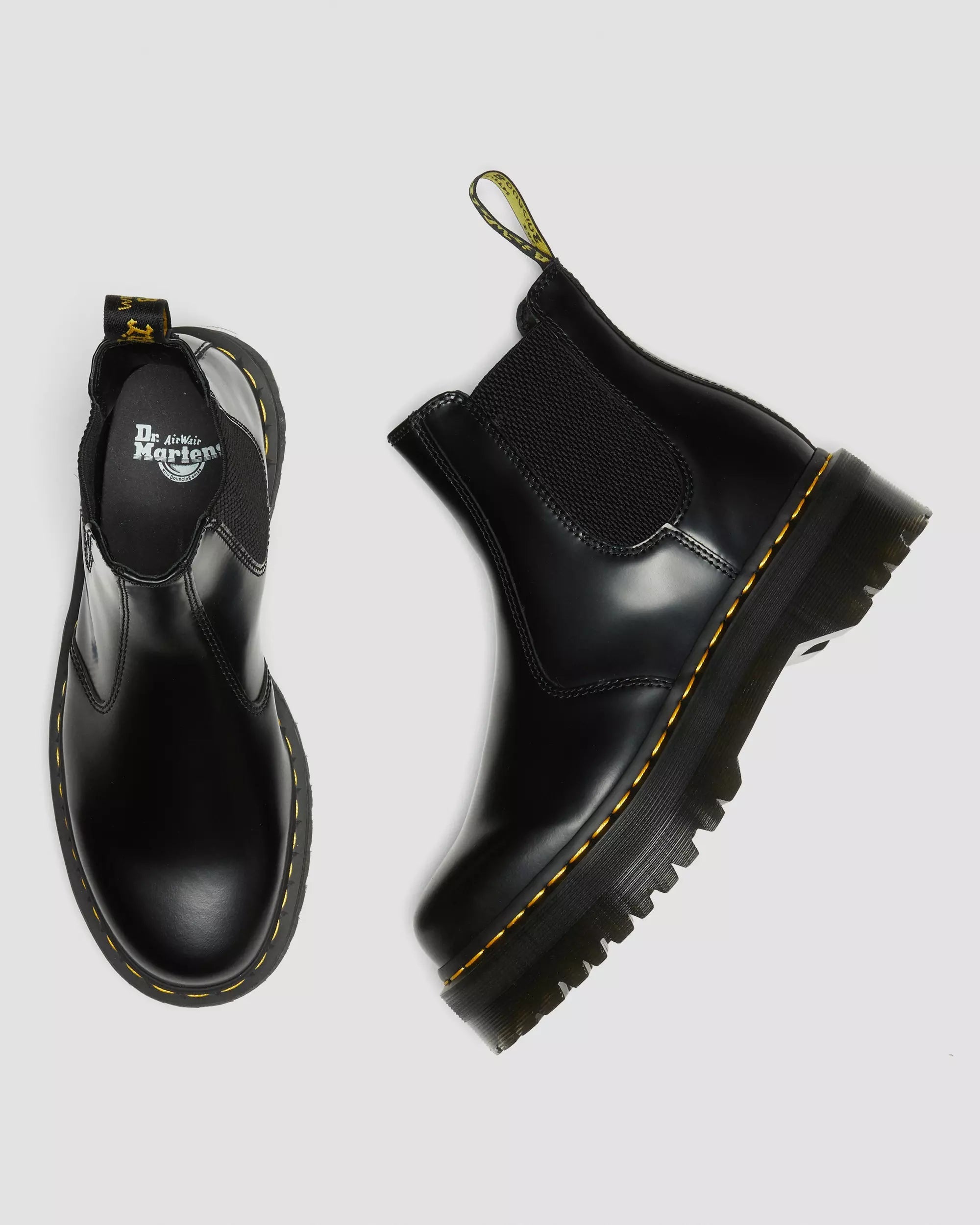 2976 Smooth Leather Platform Chelsea Boots
