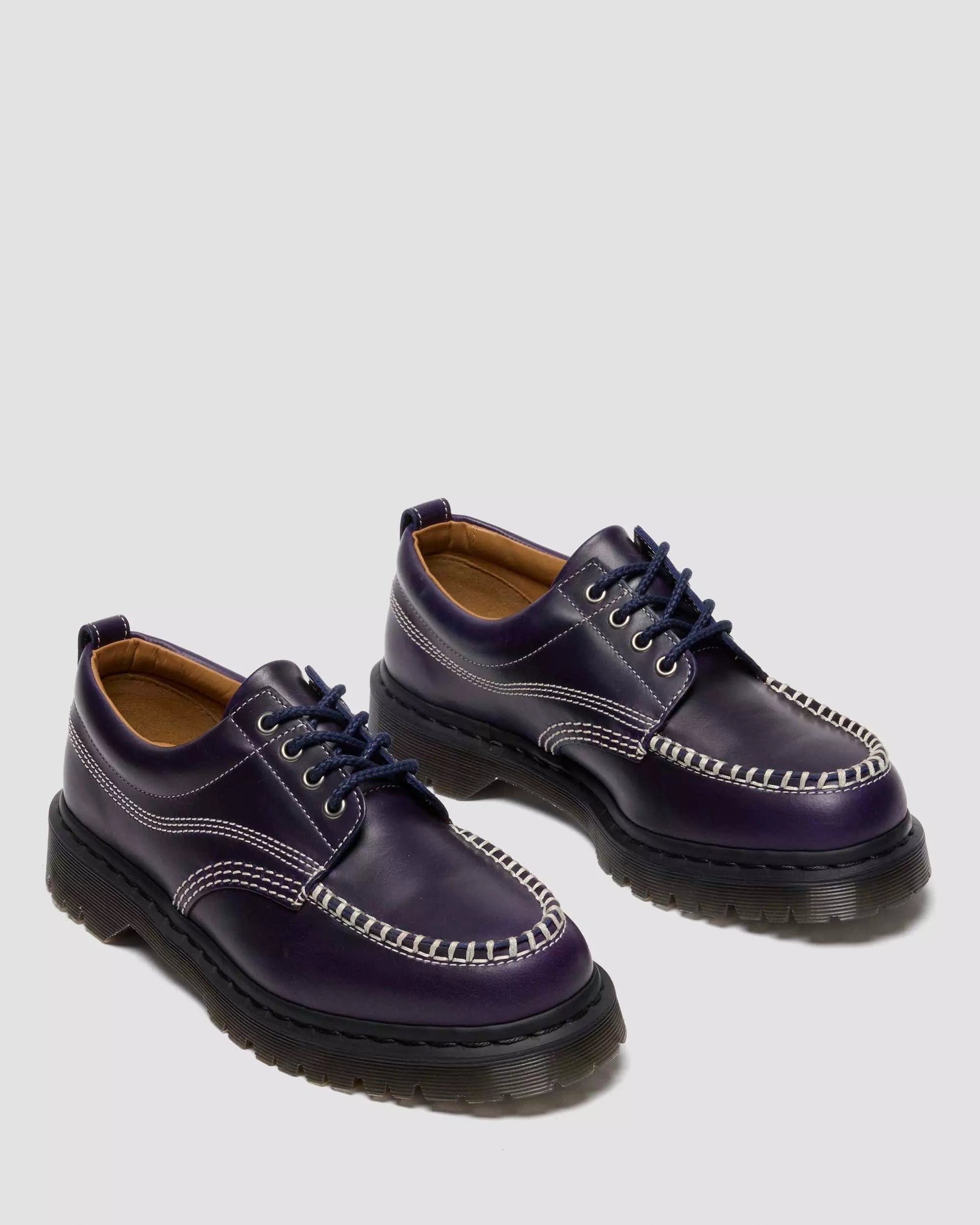 Lowell Orleans Leather Moc Toe Shoe